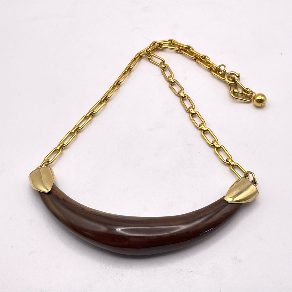 Vintage Signed Celebrity NY Brown Lucite Horn Bib Necklace Gold Tone Accents - Picture 5 of 14